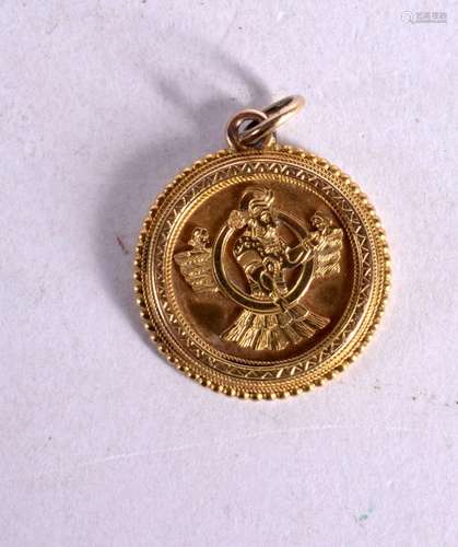 AN ANTIQUE HIGH CARAT GOLD PENDANT. 2.5cm diameter, weight 5...