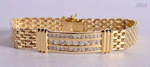 14CT GOLD HOLLOW BRICK LINK BRACELET SET WITH DIAMONDS. Leng...