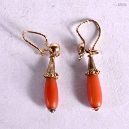 A PAIR OF CORAL EARRINGS. 3.2cm drop, weight 1.9g