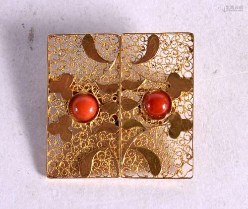 ANTIQUE FILIGREE GOLD AND CORAL BROOCH. 2.8cm x 2.8cm, weigh...