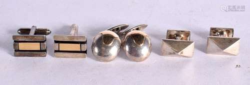 THREE PAIRS OF CUFFLINKS. Stamped 18K, 14K and 925