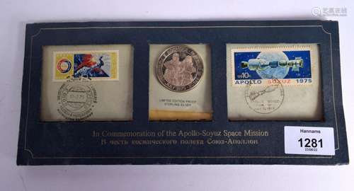 1975 SILVER PROOF MEDAL COMMEMORATIVE APOLLO SOYUZ SPACE MIS...