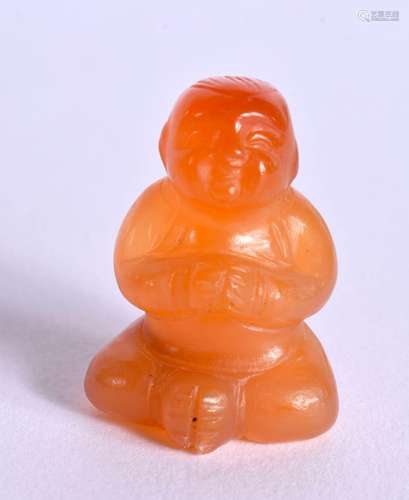 AN EARLY 20TH CENTURY CHINESE AGATE BUDDHA. 3cm x 2cm, weigh...