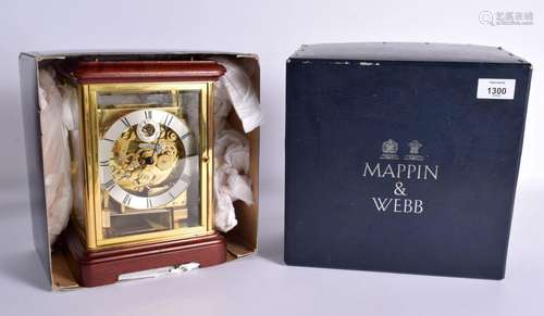 A MANTLE CLOCK WITH A KIENINGER MOVEMENT.26cm x 18cm x 15cm