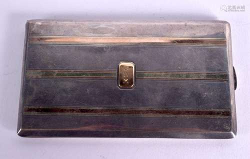 A SILVER CIGARETTE CASE. Stamped Sterling, 13.7cm x 7.9cm x ...