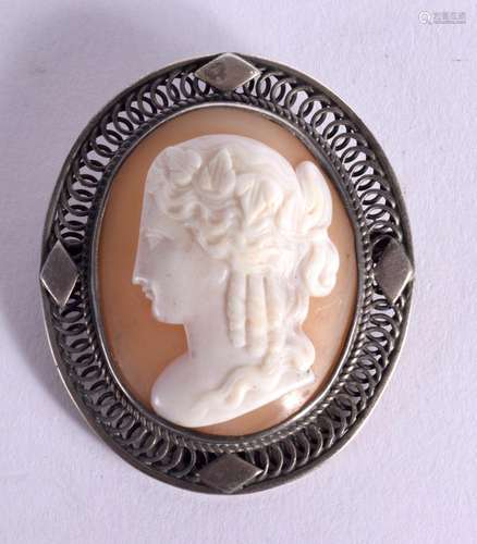 A SILVER MOUNTED CAMEO BROOCH. Stamped Sterling, 5.3cm x 4.5...