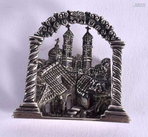 SILVER BROOCH WITH A MIDDLE EASTERN SCENE. Stamped 375, 4.5c...