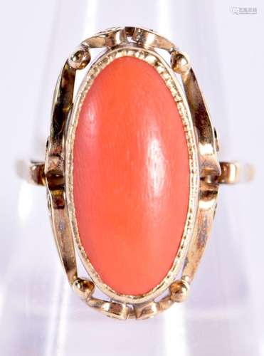 AN 18CT GOLD AND CORAL RING. Size P, weight 3.9g