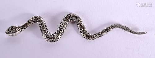 A CONTINENTAL SILVER SNAKE PENDANT. Stamped 925, 12cm x 2.6c...