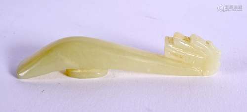 A CHINESE JADE BELT HOOK. 8.3cm x 1.5cm, weight 23.5g