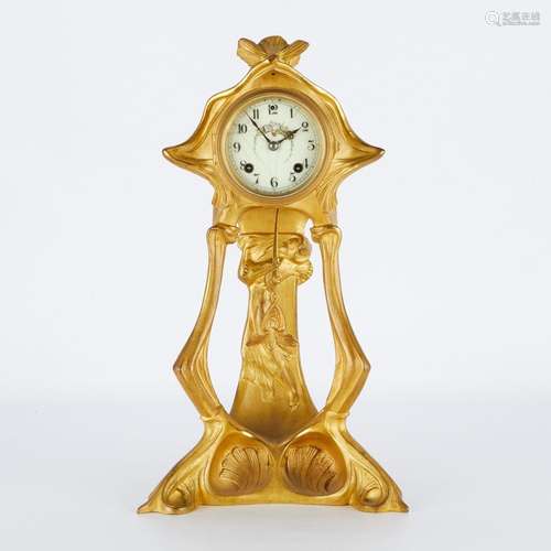 New Haven Art Nouveau Gilt Bronze Mantle Clock