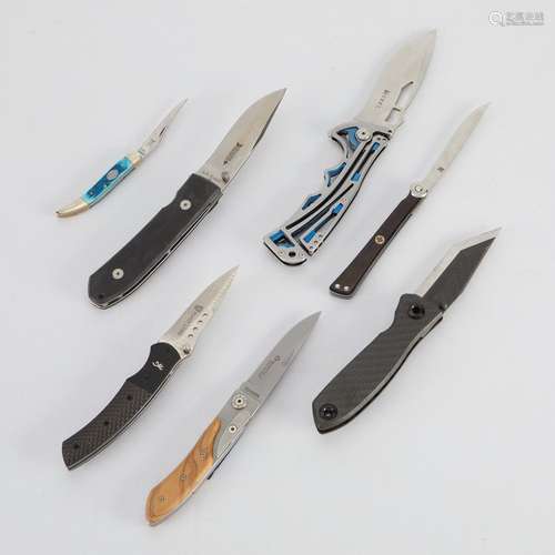 7 Folding Tactical and Pocket Knives