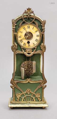 Wooden clock Art Nouveau style, aro