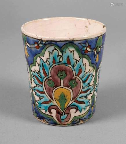 Becher Iznik