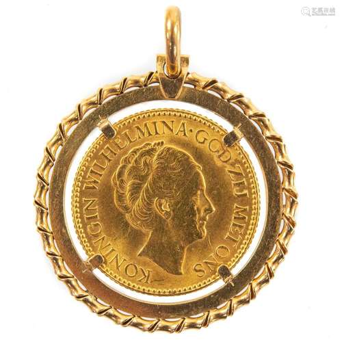 A Netherlands 10 Gulden 22ct gold coin within an 18ct pendan...