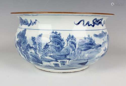 A Chinese blue and white porcelain censer