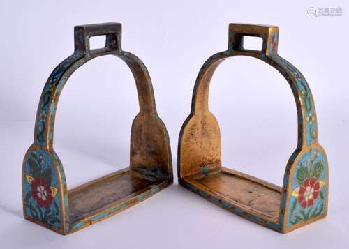 A RARE PAIR OF 19TH CENTURY CHINESE CLOISONNE ENAMEL BRONZE ...