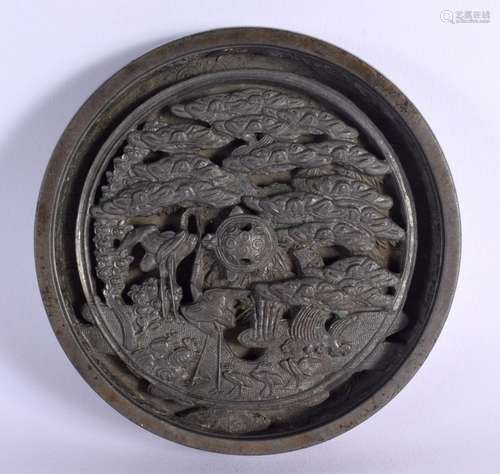 AN 18TH CENTURY JAPANESE EDO PERIOD BRONZE HAND MIRROR in th...