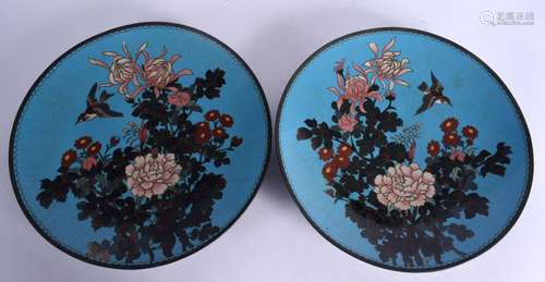 A LARGE PAIR OF 19TH CENTURY JAPANESE MEIJI PERIOD CLOISONNE...