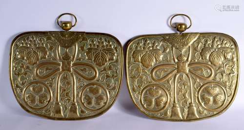 A PAIR OF LATE 19TH CENTURY JAPANESE MEIJI PERIOD BRASS HANG...