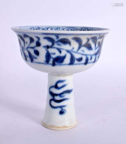 A CHINESE BLUE AND WHITE PORCELAIN STEM CUP 20th Century. 10...