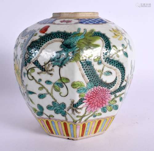 AN EARLY 20TH CENTURY CHINESE FAMILLE ROSE GINGER JAR Late Q...