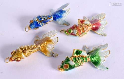 FOUR CHINESE CLOISONNE ENAMEL FISH 20th Century. (4)