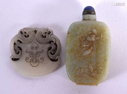 A CHINESE JADE SNUFF BOTTLE 20th Century, together with a pe...