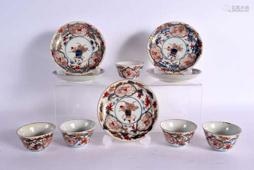 A SET OF FIVE 18TH CENTURY JAPANESE IMARI PORCELAIN TEABOWLS...