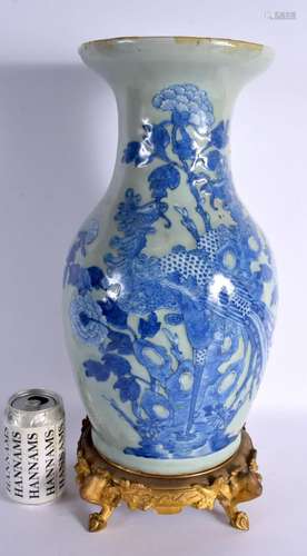 A VERY LARGE 19TH CENTURY CHINESE CELADON BLUE AND WHITE VAS...