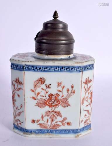 A LATE 17TH/18TH CENTURY CHINESE IRON RED GLAZED PORCELAIN T...