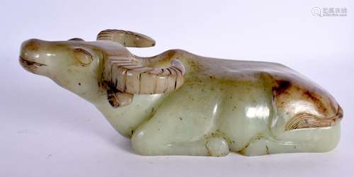 A LARGE LATE 19TH CENTURY CHINESE CARVED GREEN JADE WATER BU...