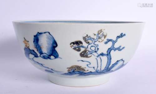 AN 18TH CENTURY CHINESE NAN KING CARGO BLUE AND WHITE BOWL Q...