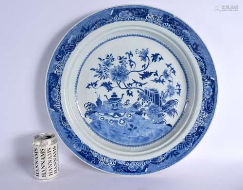 A VERY RARE LARGE EARLY 18TH CENTURY CHINESE BLUE AND WHITE ...