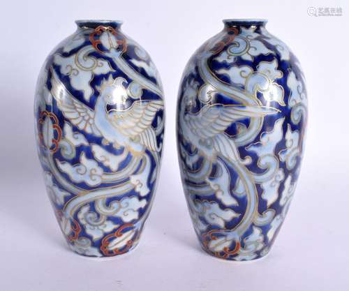 A PAIR OF LATE 19TH CENTURY JAPANESE MEIJI PERIOD PORCELAIN ...