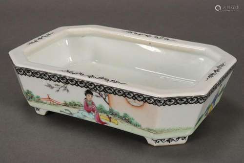 Chinese Republic Period Jardiniere,