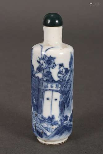 Chinese Qing Dynasty Blue and White Snuff Bottle