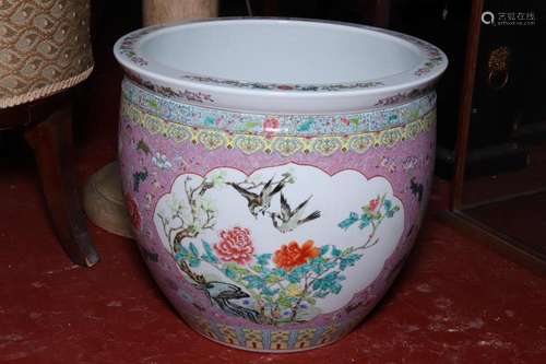 Large Chinese Famille Rose Jardiniere,