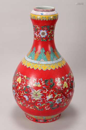 Large Chinese Garlic Mouth Porcelain Vase,