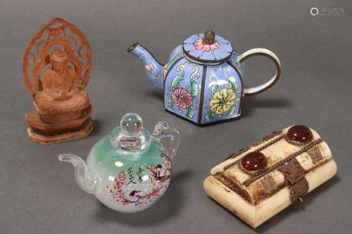 Four Assorted Oriental Items,