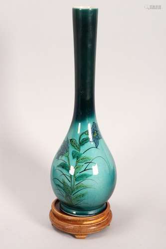 Japanese Porcelain Vase,