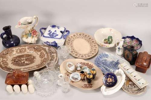 Large Quantity of Assorted Porcelain and Glass,