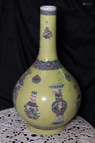 Large Chinese Porcelain Vase,