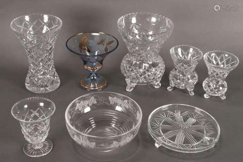 Group of Glass and Crystal items,