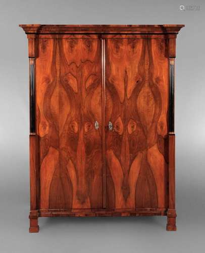 Kleiderschrank Biedermeier