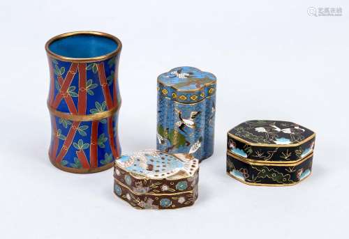 4 small cloisonné objects, Japan, 1