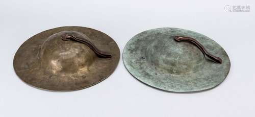 Pair of Chinese cymbals (type bo),