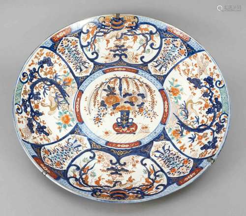 Large Imari plate, Japan, Arita, 19