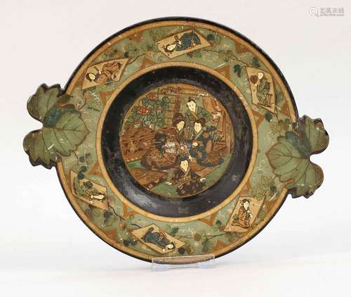 Lacquer plate, Japan, late 19th/ear