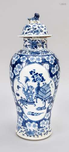 Shoulder vase, China, blue and whit